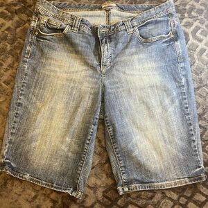 Tommy Hilfiger Light Blue Denim Shorts with Contrast Stitching